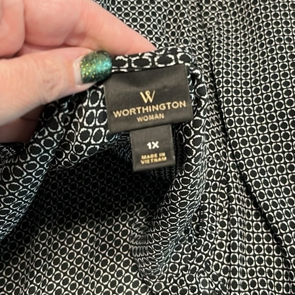 Worthington Woman black & cream plus size tank top blouse. Beautiful condition. - Picture 5 of 6